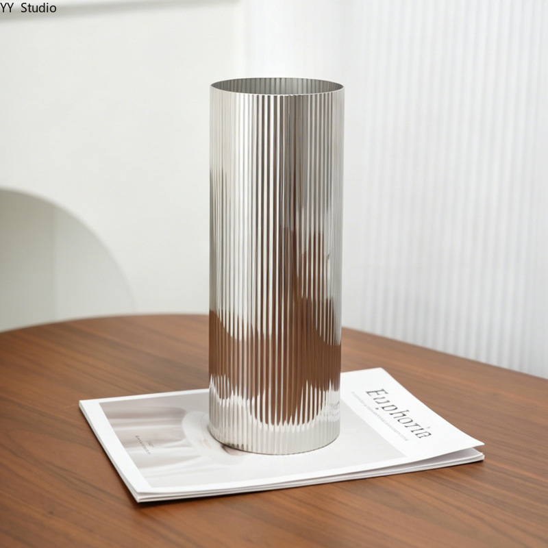 Luxe roestvrijstalen vaas Scan - Desk Setup Minimalist recensie en prijs